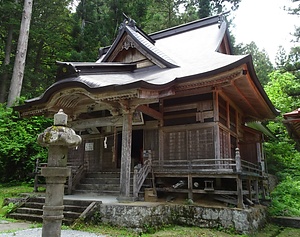 白髯神社拝殿